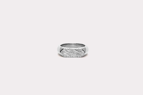 IX Mini Hexagon Ring gebürstet I Silber