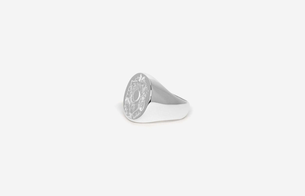 IX Oval Family Crest Signet Ring Sølv